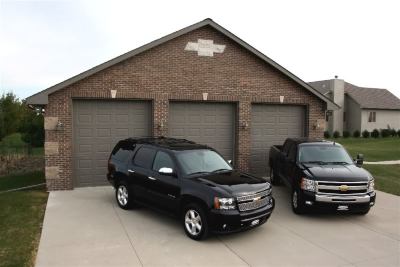 2010ChevroletSilverado15002011ChevroletTahoeLS1500014.jpg