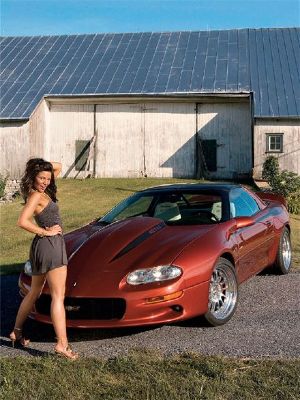 0802gm_01_z+2002_chevy_camaro+.jpg