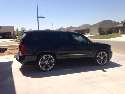chevy tahoe on 24s and 33s｜TikTok Search