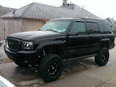 New to the game, lifting 1999 obs Yukon Denali | Chevy Tahoe Forum ...