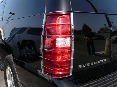 Tahoe taillight bezel.jpg