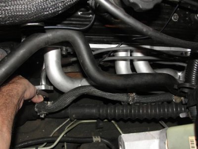 tahoe header egr .jpg