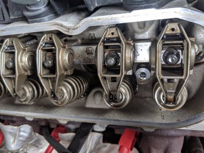 Valve train.jpg