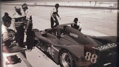 Ferrari 333 SP in pits.JPG