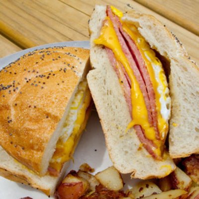 taylor-ham-pork-roll-3-lb-roll.aa7147ebb913ecb3420fe4f3d4cc1ff8.jpg