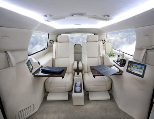 Executive_SUV_Mobile_Office.jpg