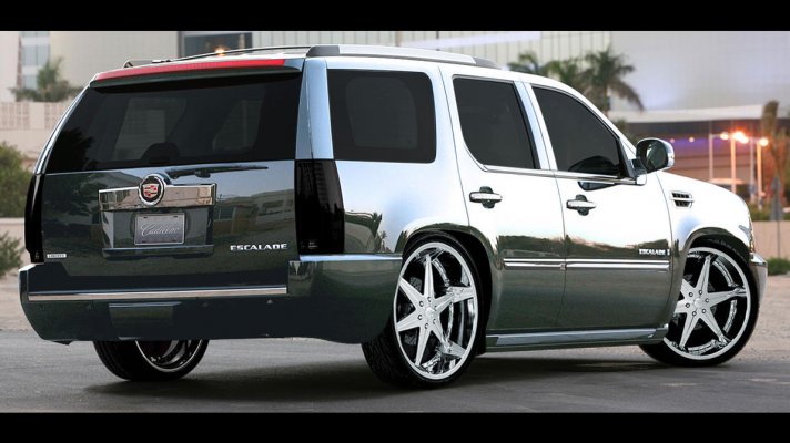 Chrome_Escalade_by_bobczar.jpg