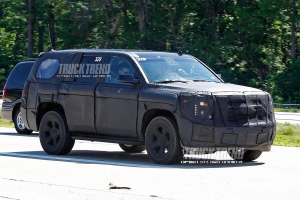 Spied-2014-Chevrolet-Tahoe-front-view.jpg