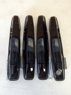 74577d1436928360-07-13-nnbs-gloss-black-handles-image.jpg