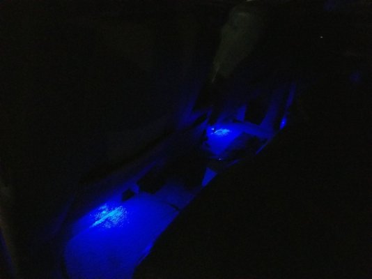 type_S_LED_rear_seats.jpg