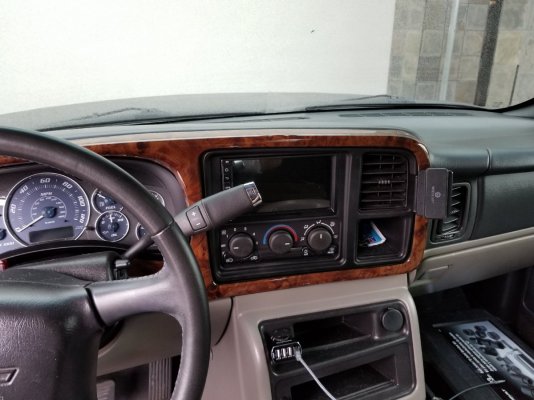 3d_woodgrain_molded_dash_08_shifter.jpg