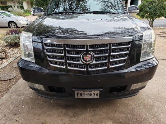 2007_Escalade_OEM_Grill-1.jpg