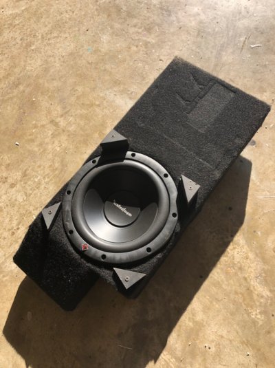 2007 yukon best sale subwoofer box