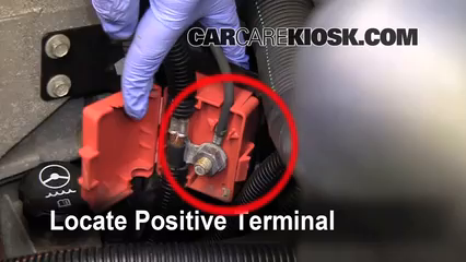 1500+LS+5.3L+V8+FlexFuel%2FBattery+Locate+-+Part+2.png