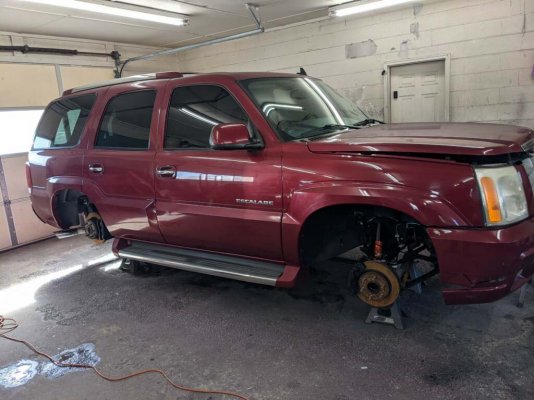 Escalade pre_paint.jpg