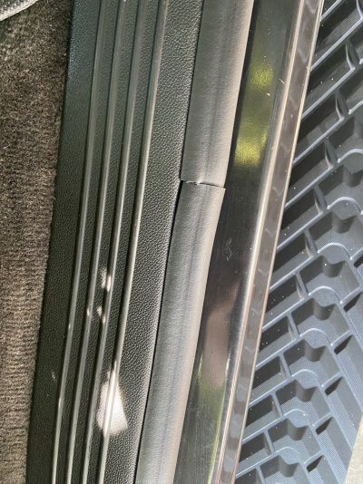 Weatherstripping 2011 Tahoe LTZ | Chevy Tahoe Forum | GMC Yukon Forum ...