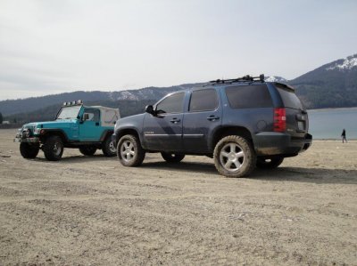 tahoe and jeep 1.jpg