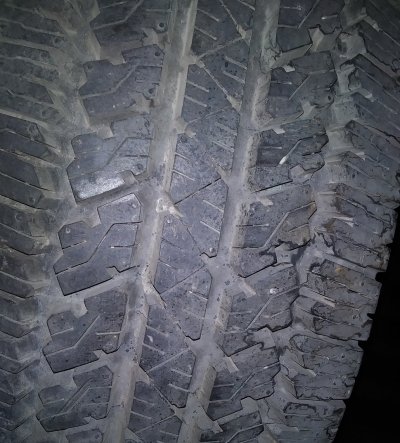 boes spare tire tread.jpg