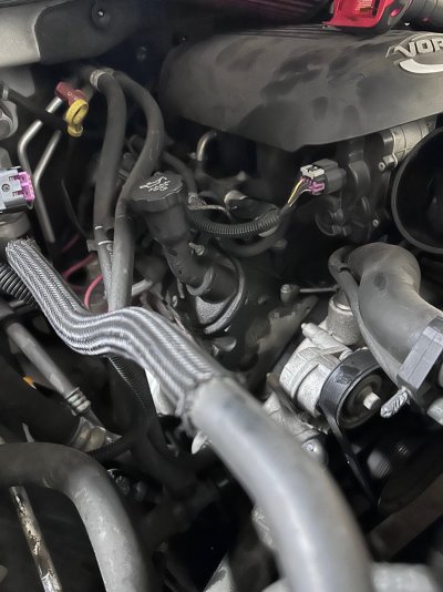 valve cover leaking.jpg