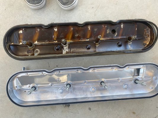 Valve cover old and new.jpeg