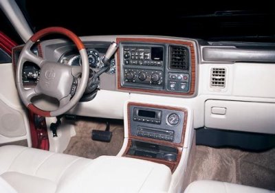 p146994_large+2002_Cadillac_Escalade+Interior_View.jpg