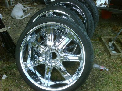 26in rims n tires.jpg