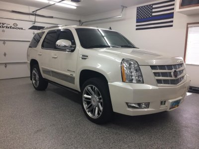 Escalade.jpg