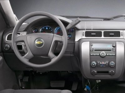 2009-Chevrolet-Tahoe-Dashboard.jpg