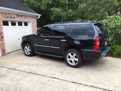 2010 Tahoe 112k+ Miles.JPG