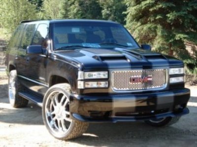 696505_1999_GMC_Yukon.jpg