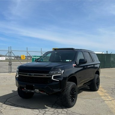 2022 Tahoe Z71 AMP RESEARCH Powersteps Installed | Chevy Tahoe Forum ...