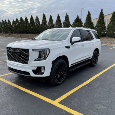 Looking to swap grille on 2023 SLT Yukon | Chevy Tahoe Forum | GMC ...